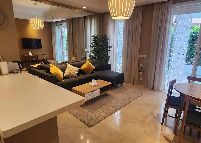 Gardenia Cfc By Ib Signature - Cosy 1Bedroom Apt With Wifi, 24X7 Security, Parking, Self Check-In, Large Terrace, Walk To Cafes And Gym