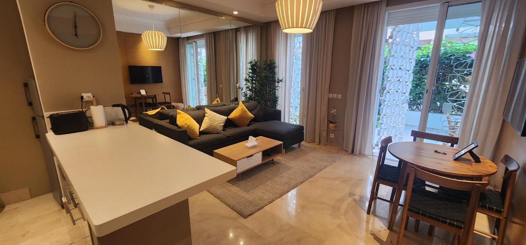 Gardenia Cfc By Ib Signature - Cosy 1bedroom With Wifi, 24x7 Security, Parking, Self Check-in, Large Terrace, Walk To Cafes And Gym * Casablanca