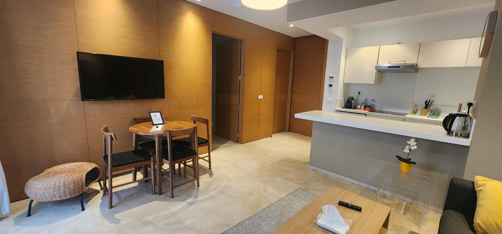 Gardenia Cfc By Ib Signature - Cosy 1bedroom With Wifi, 24x7 Security, Parking, Self Check-in, Large Terrace, Walk To Cafes And Gym Apartment
